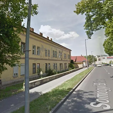 شقة Belvarosi Minilakas 2 Fore