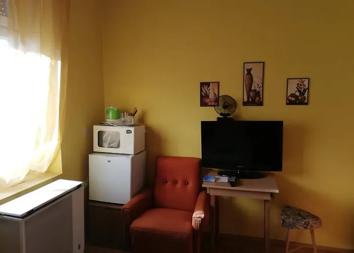 Apartament Belvarosi Minilakas 2 Fore Pécs